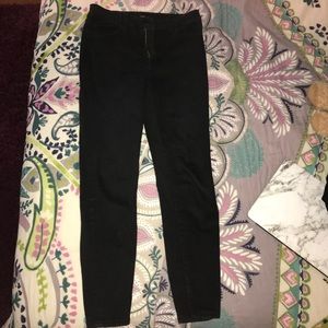Black skinny jeans
